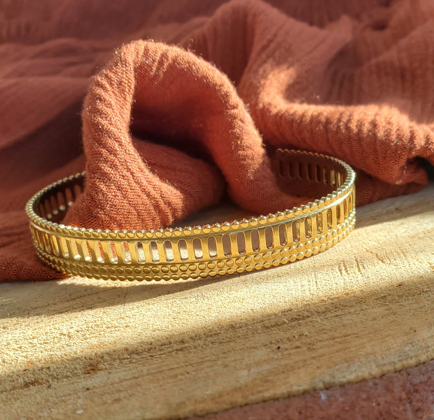 Lundi Bangle